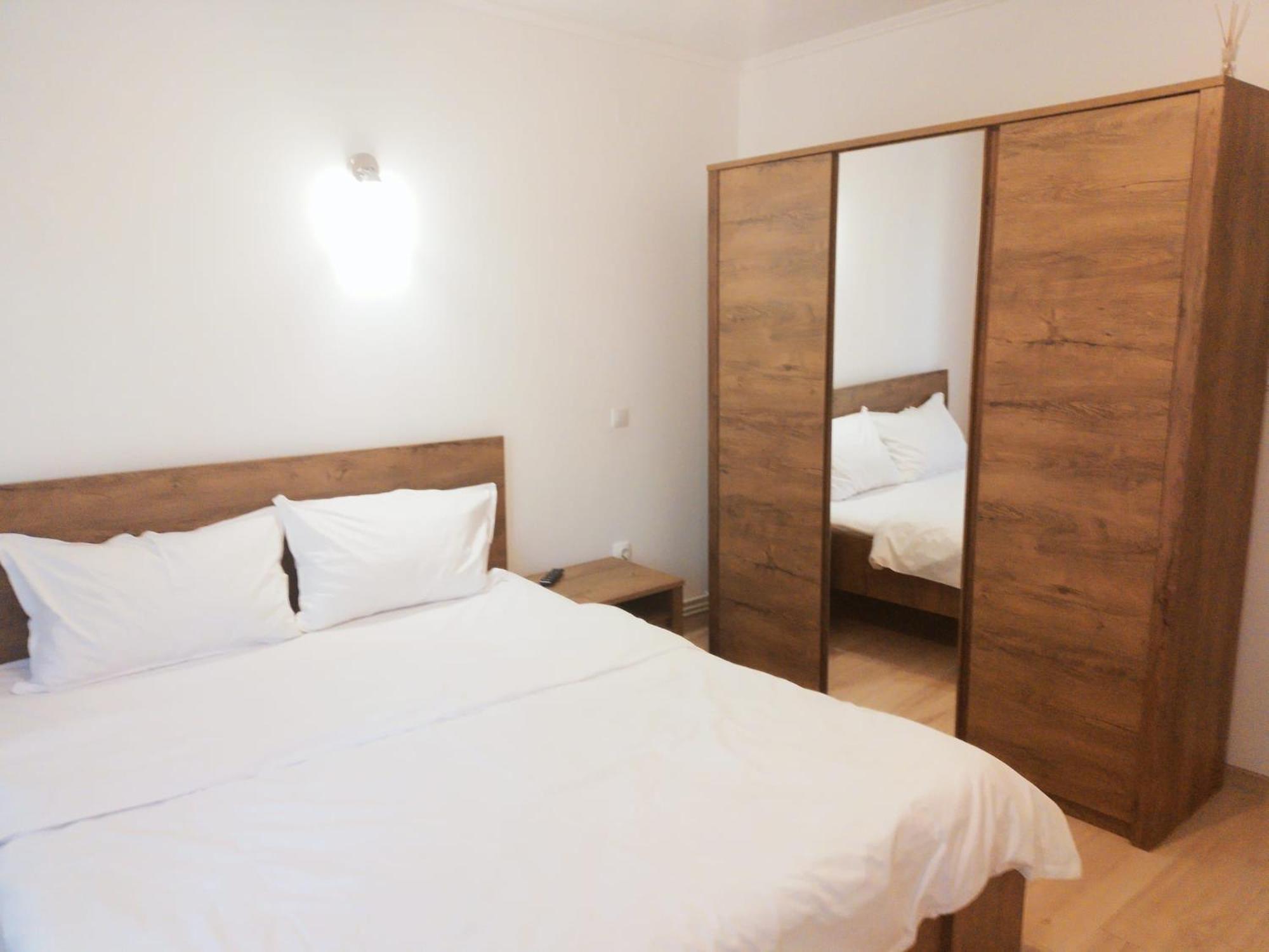 Gold Apartments Baia Mare Exterior photo